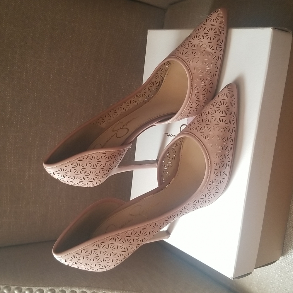 Jessica Simpson Nude Blush Ruby Tumbled size 9M shoes. Blush pink pointed toe.